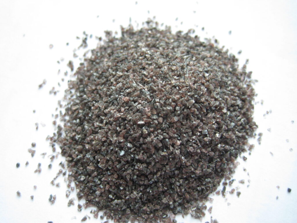 Kahverengi alümina oksit 0-1mm 1-3mm 3-5mm 200F 325F Refrakter sıkıştırma karışımı için -1-Brown fused alumina-Haixu Abrasives KAHVERENGİ KAYNAŞTIRILMIŞ ALÜMİNYUM